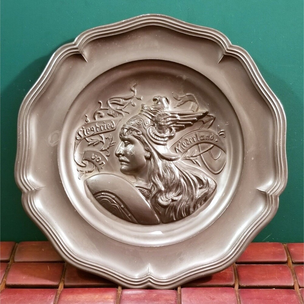 Vintage Siegfried Von Niederland Pewter Plate De Kandelaar 9" Diameter